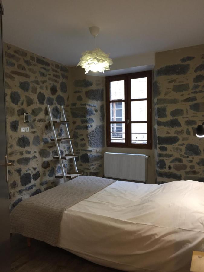 Hotel Restaurant Le Bardiere 拉吉约勒 外观 照片
